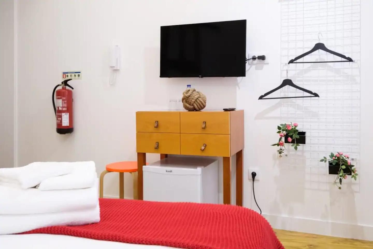 Casa Velhinha - Design, Culture And Comfort In Guimarães Екстериор снимка